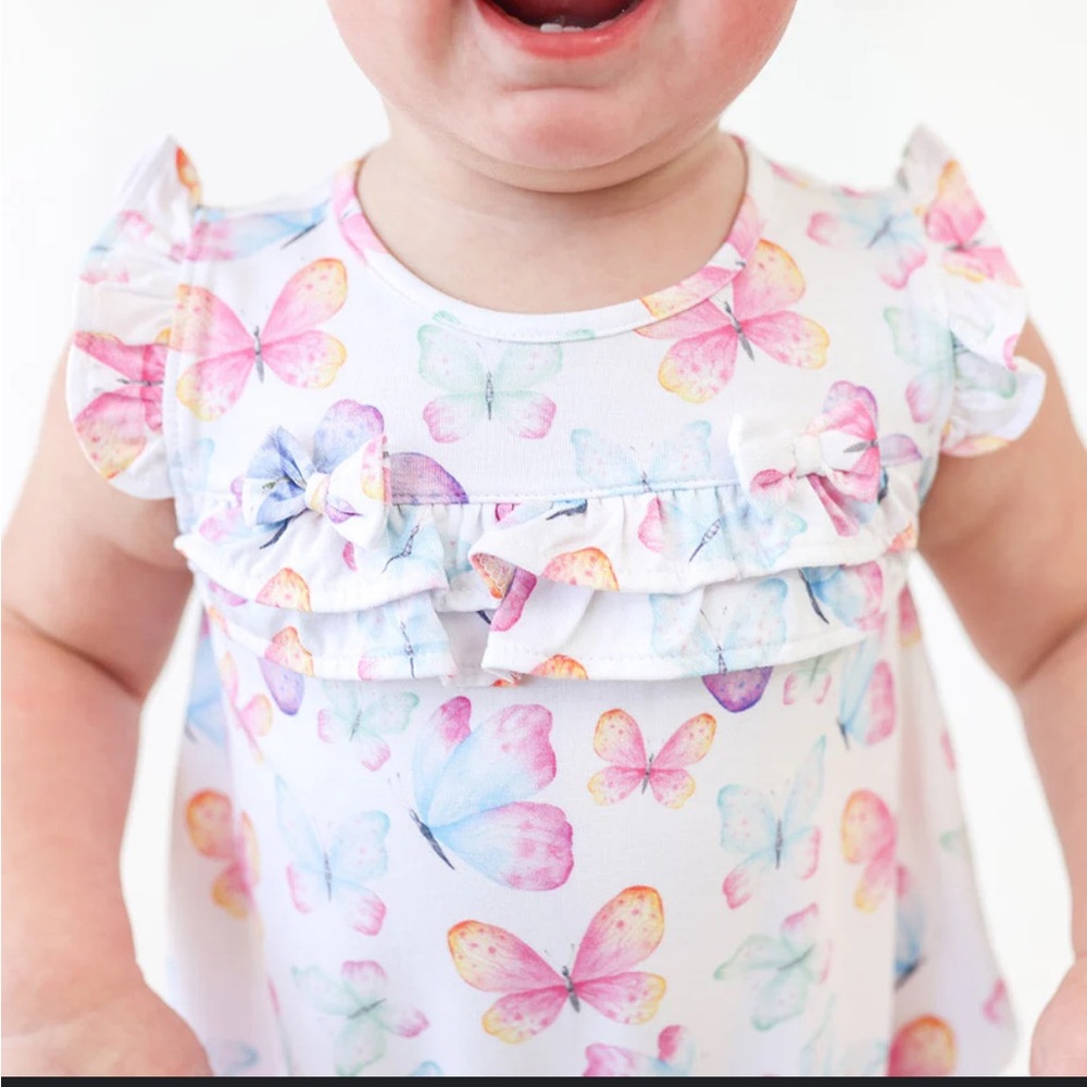 Parz by Posh Peanut- Noemi Cap Sleeve Ruffled Bubble Romper- Size 3-6 Months
